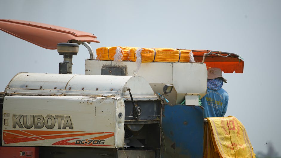 Jak technologia TIM, Kubota M7004 Premium KVT i rozsiewacz GEOSPREAD DSX-W wspierają wydajną pracę na wiosnę?