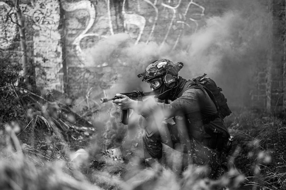 "Je n’ai jamais été un acteur militant": Jean Dujardin interprète son rôle le plus sombre dans "Les Rayons et les Ombres" maintenant au cinéma